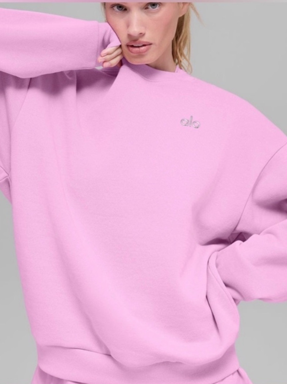 Alo Women’s pullover - candy heart pink